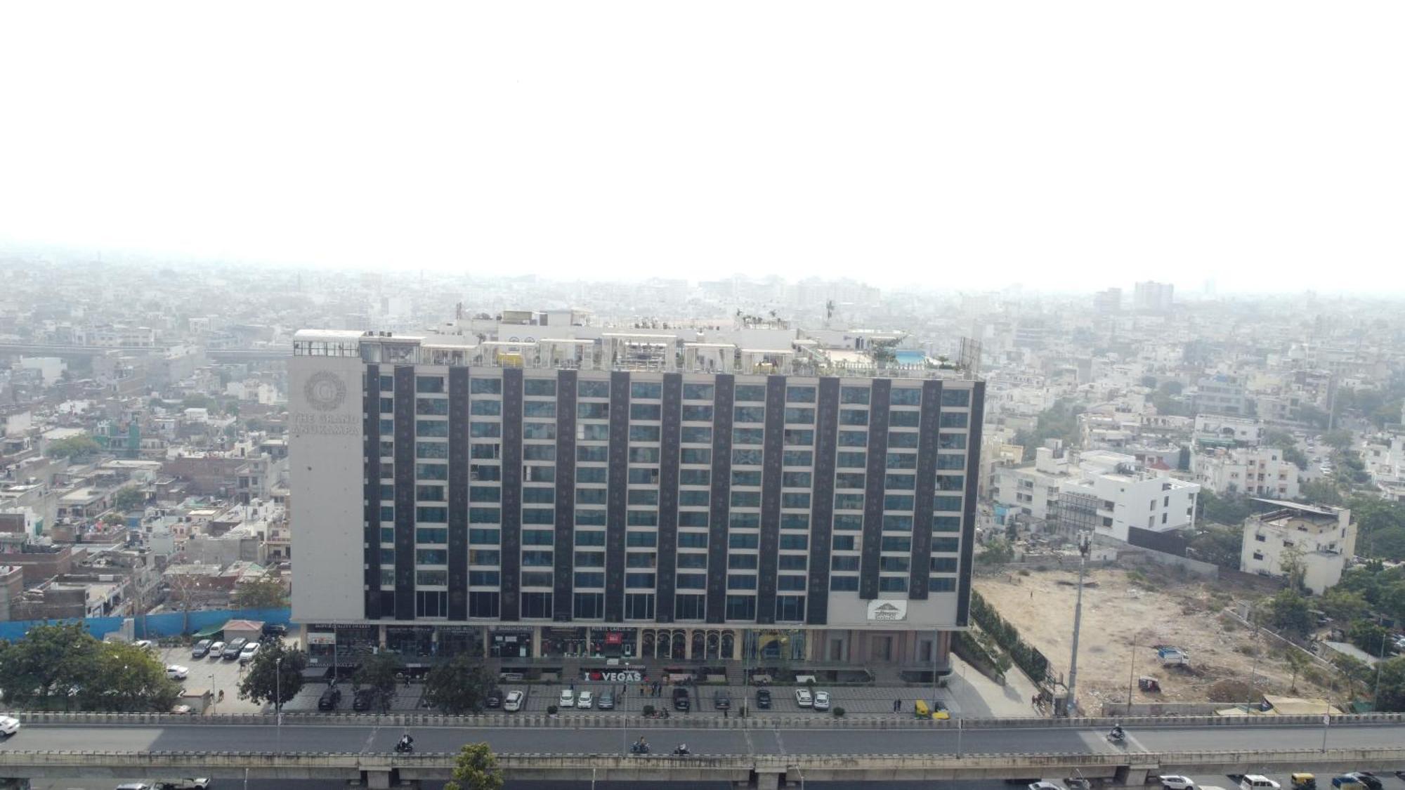 The Grand Hotel Jaipur Bagian luar foto